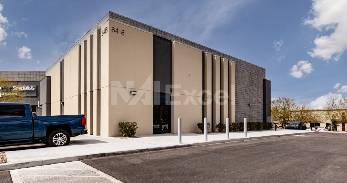 Office or Medical Wanted - Grey Shell Delivery